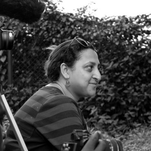 Production team member Yosra Mostafa in Entebbe, Uganda. (photo: The Niles / Dominik Lehnert)